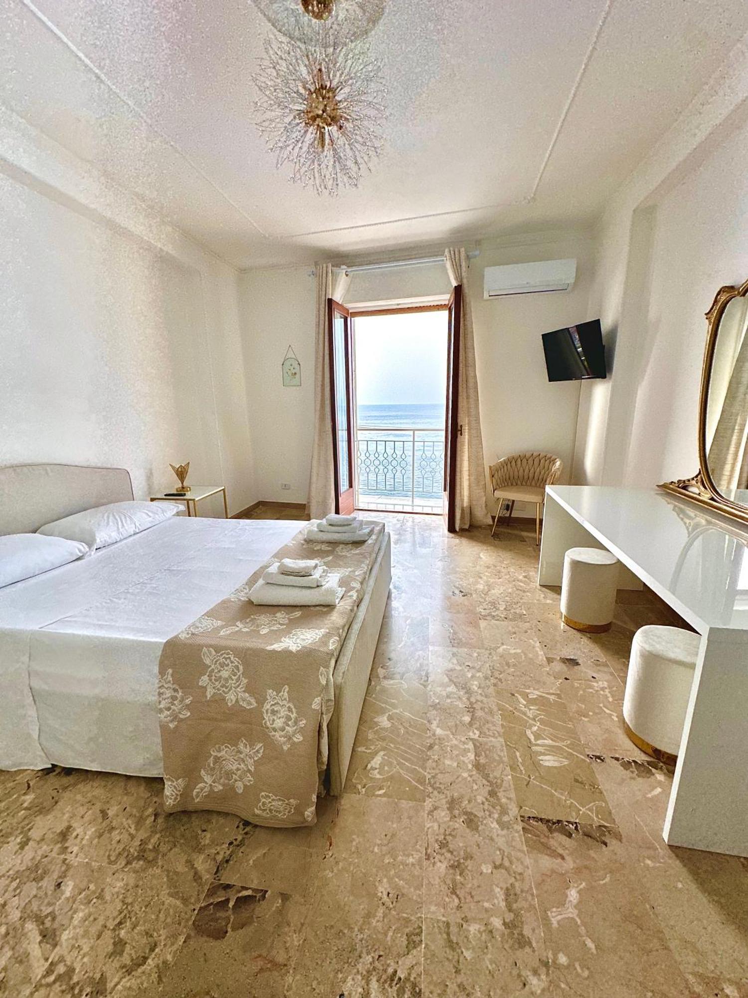 The View Apartment Scilla Exterior foto